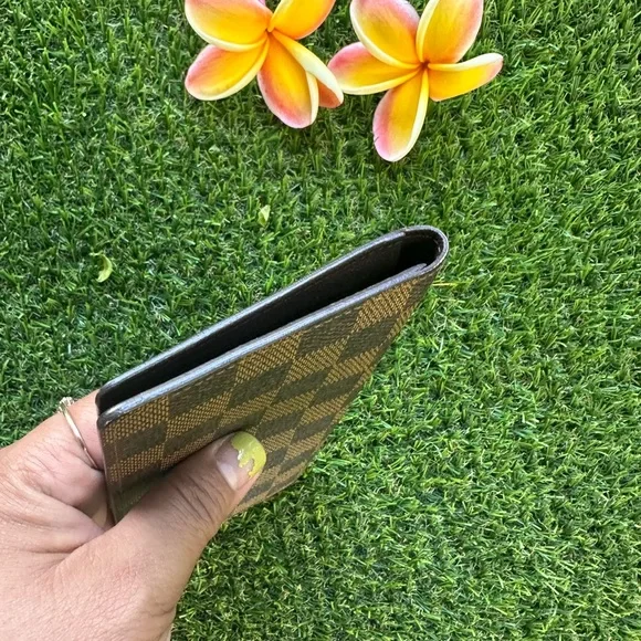 LV damier long bifold wallet - Picture 5 of 10